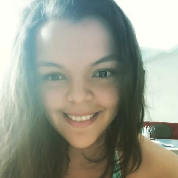 Nathalya Getirana