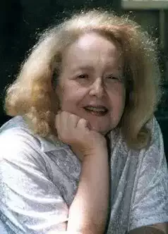 Rose Marie Muraro